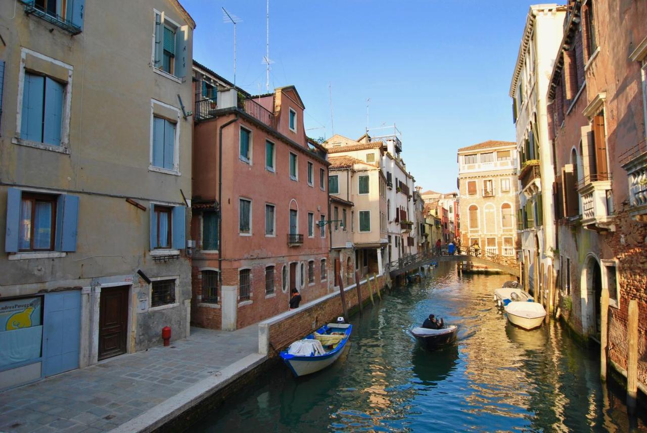 Apartment Ca Zulian Amazing Canal View Venedig